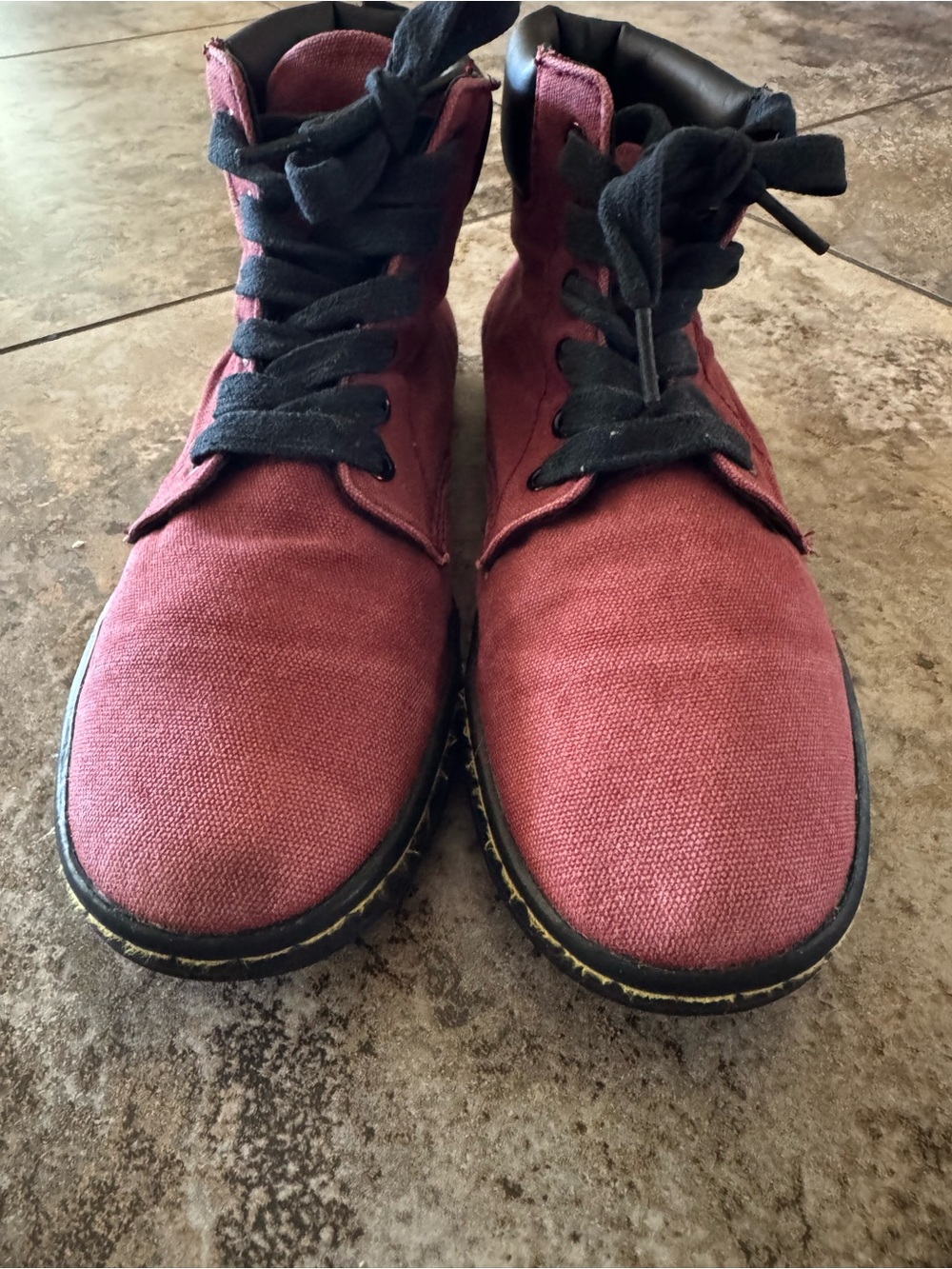 Dr. Martens Maelly burgundy canvas shoreditch high-top boots women’s size 9